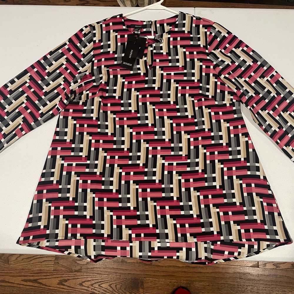 Alfani Women’s Red Geometric Long sleeve Tunic Blouse - size 10